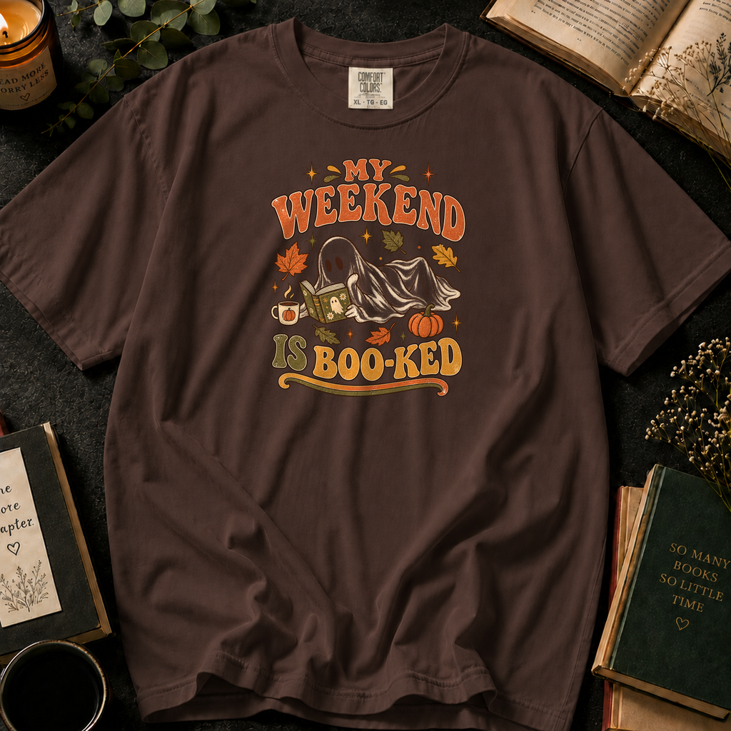 Cozy Spooky Reading T-Shirt in Espresso, Between the Pages
