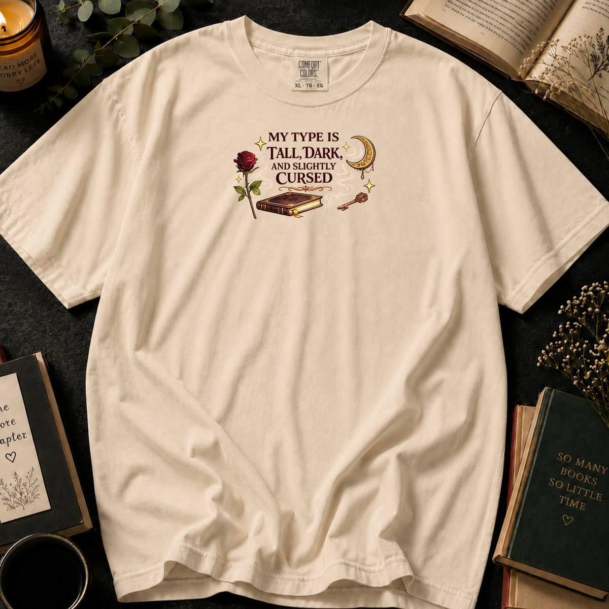 Dark Reader T-Shirt in Ivory, Between the Pages