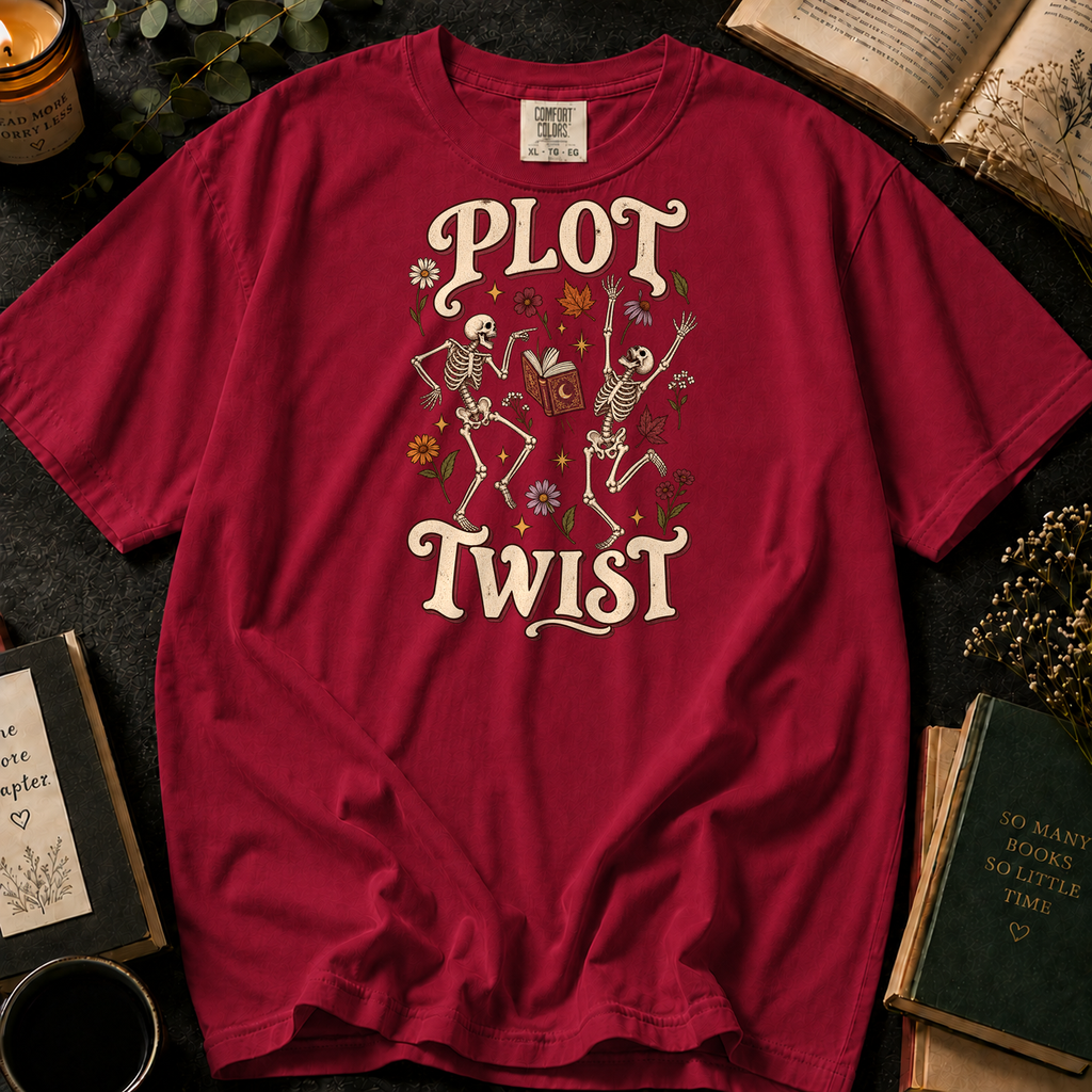 Endless Pages T-Shirt in Crimson, Between the Pages
