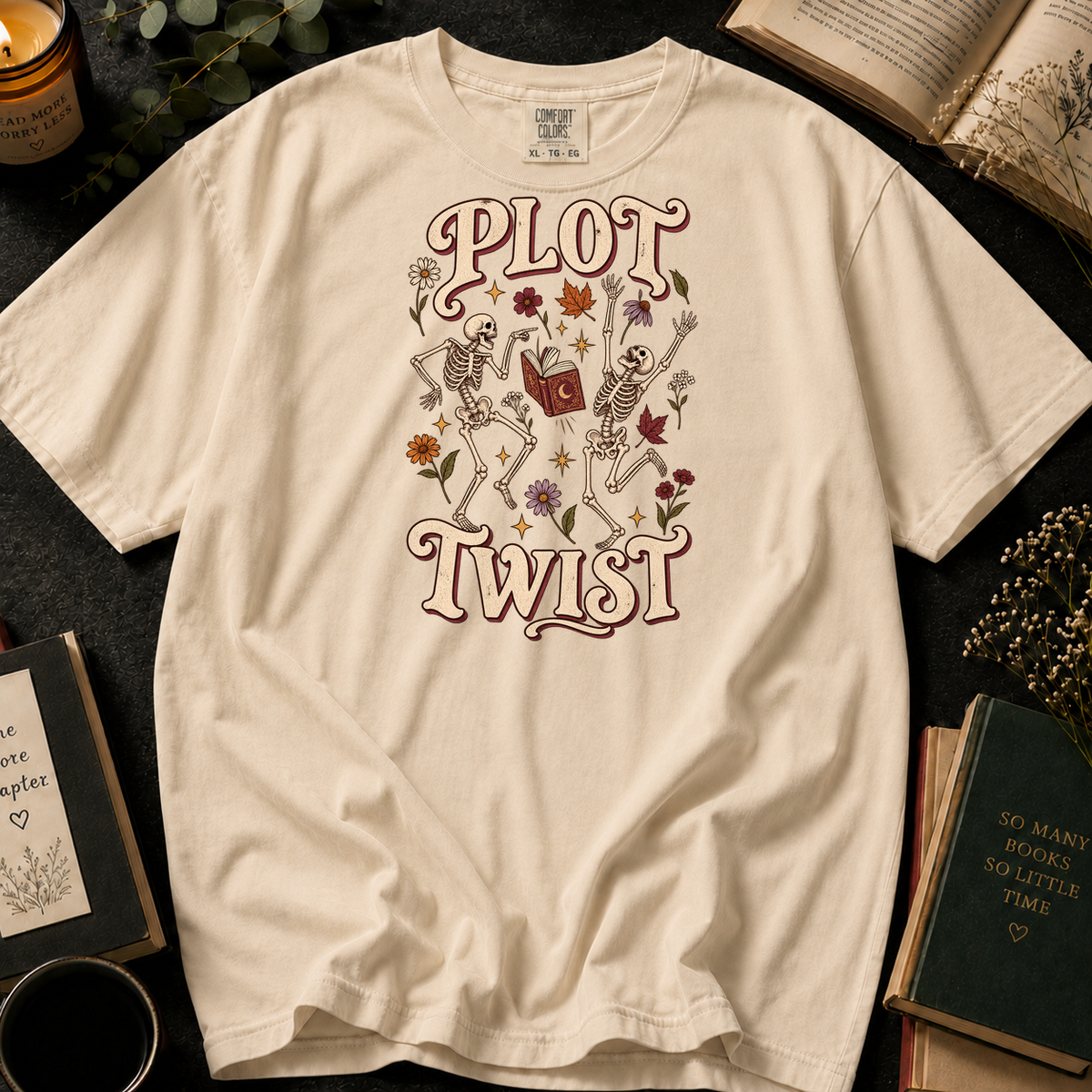 Endless Pages T-Shirt in Ivory, Between the Pages