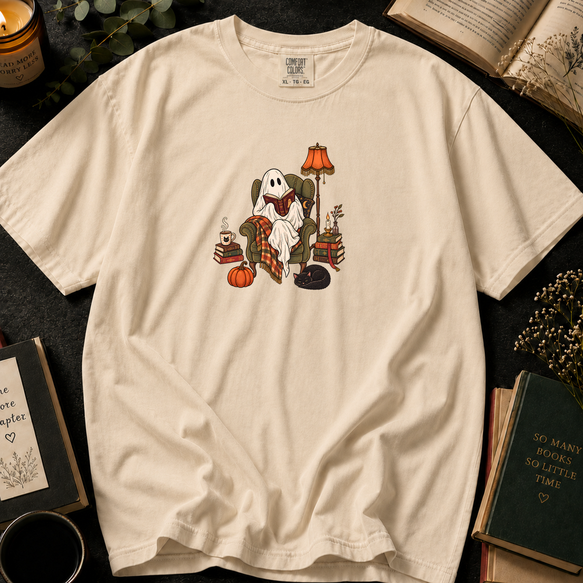 Ghostly Reading T-Shirt in Ivory, Between the Pages