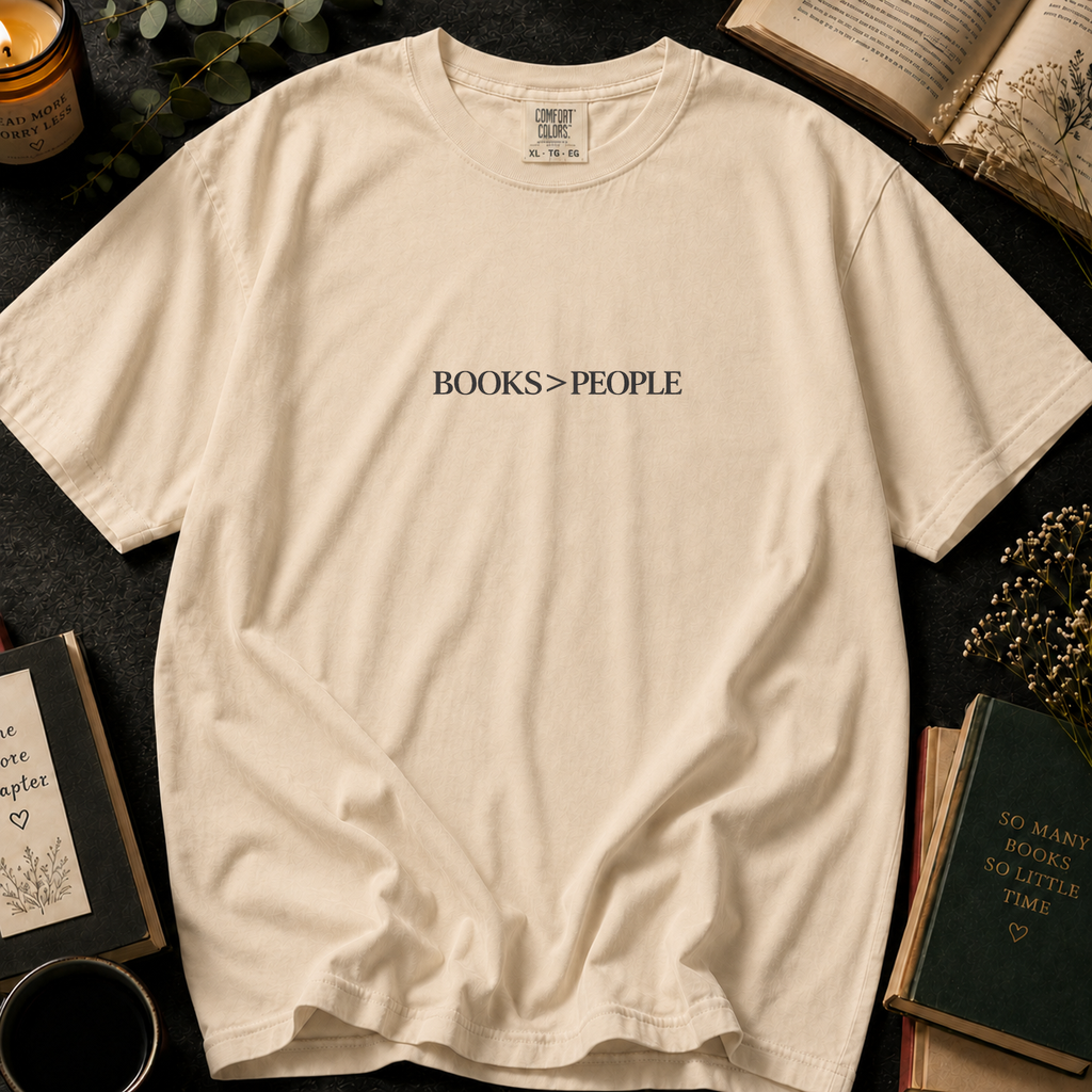 Haunted by Good Books T-Shirt in Ivory, Between the Pages
